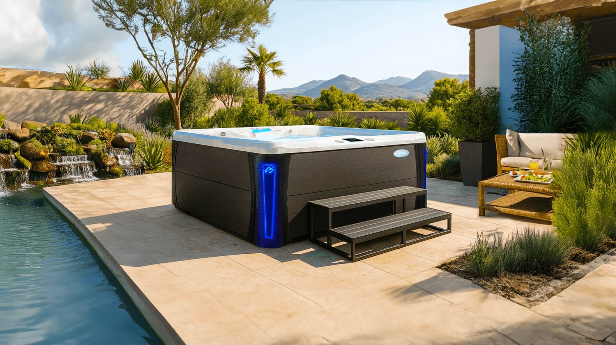 Ratna Spas Patio CalSpas Hot Tub Escape X Lifestyle Picture